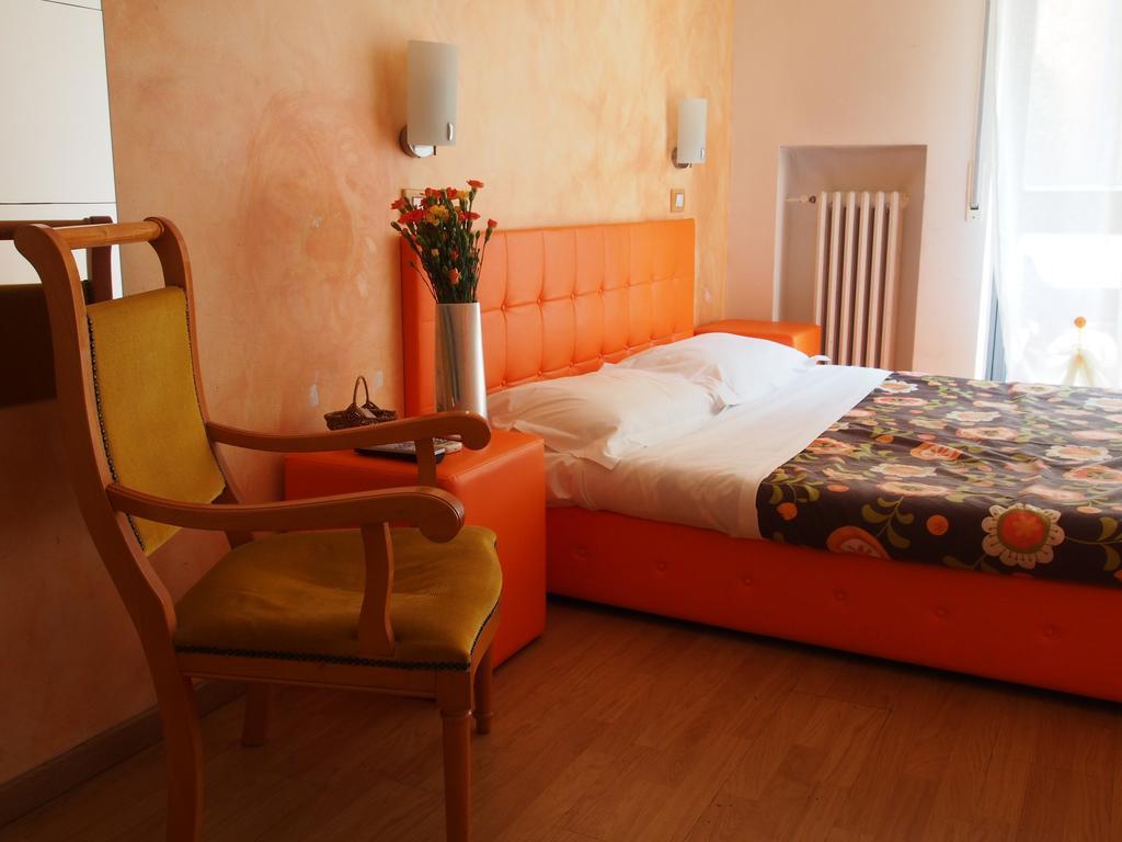 Kerry Blu B&B Bari Bagian luar foto